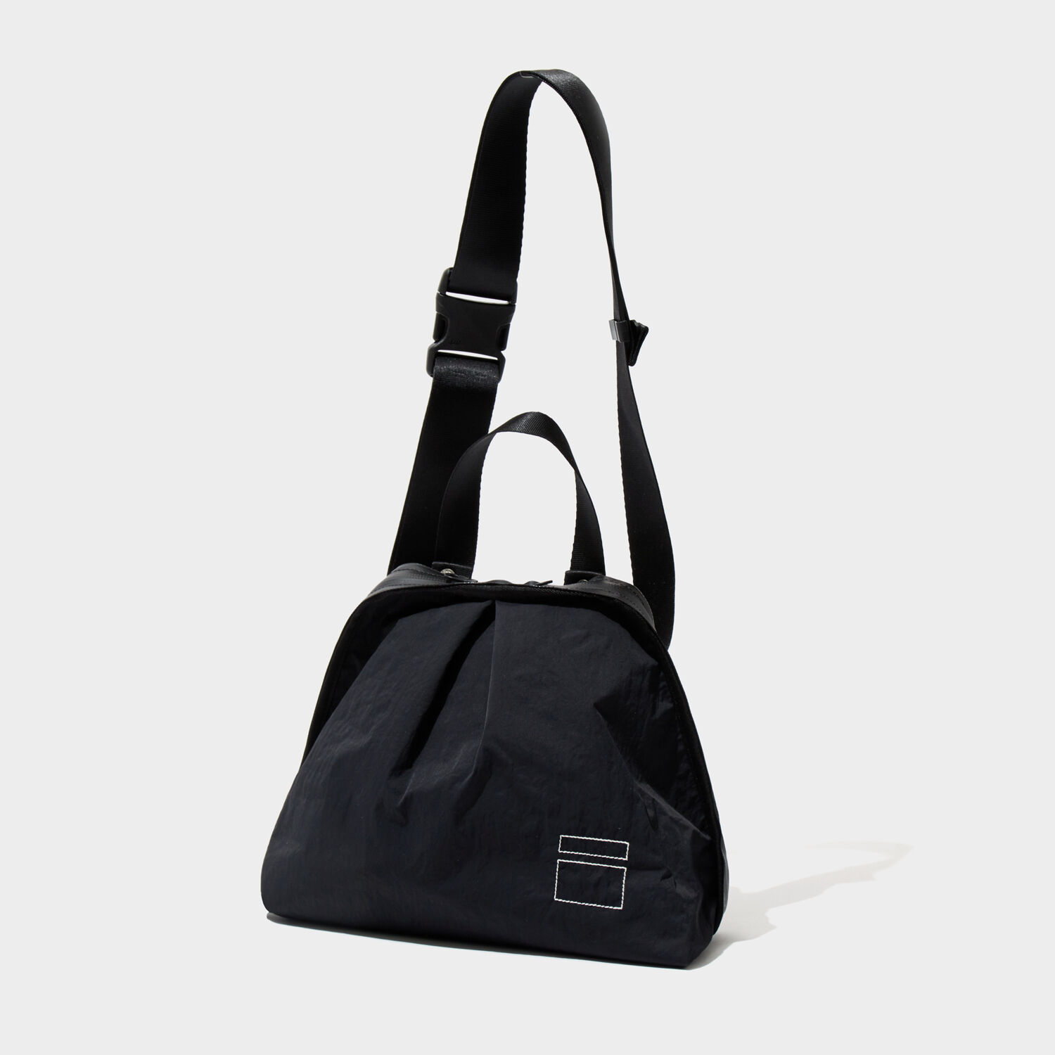 [HAH ARCHIVE] 韓国☆5POCKET I-PAD BAG HAH ARCHIVE] 5POCKET CUSHIONED I-PAD BAG (BLACK) - 감도 깊은