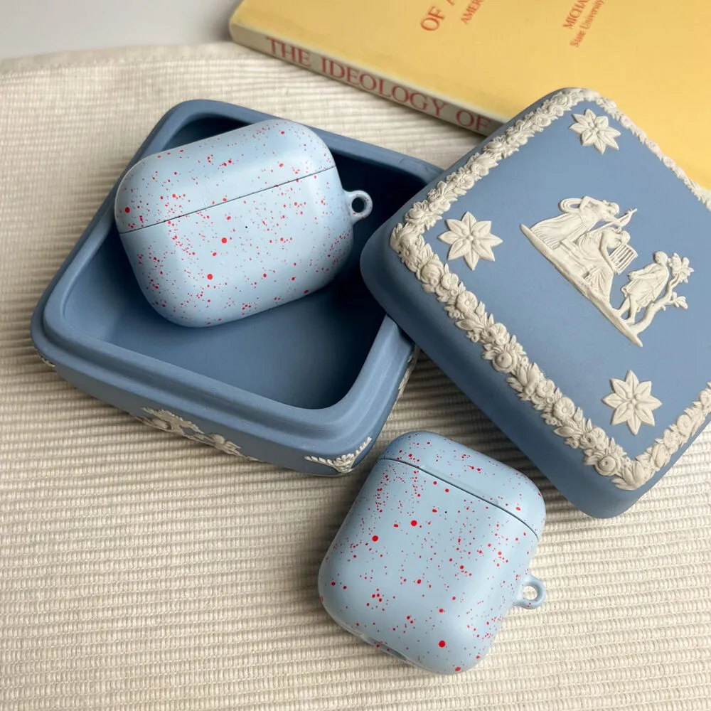 이니셜 각인) Pattern Dot 01 (에어팟 /버즈3 케이스) - 감도 깊은 취향 셀렉트샵 29CM