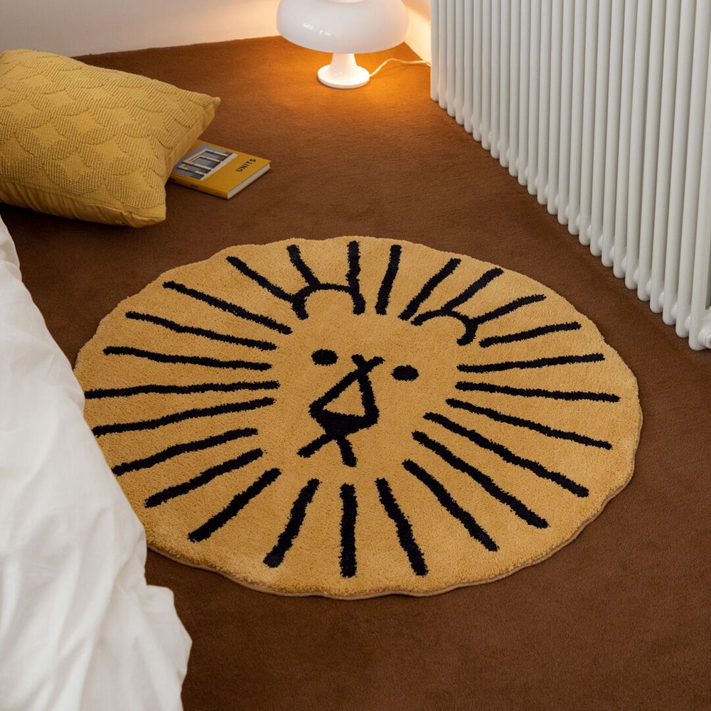 LION RUG - BLACK LINE ON BROWN