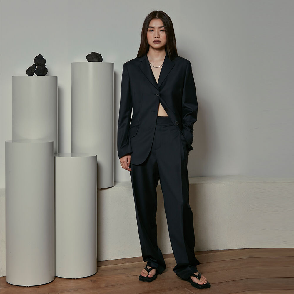 sleek pant suit