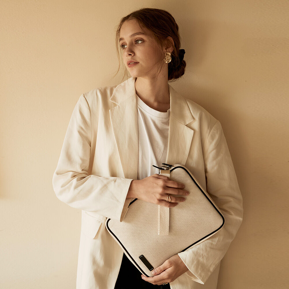 OLA☆Jute Leather iPad Pouch 11インチ OLA] Jute Leather iPAD Pouch 11/13inch - 감도 깊은 취향