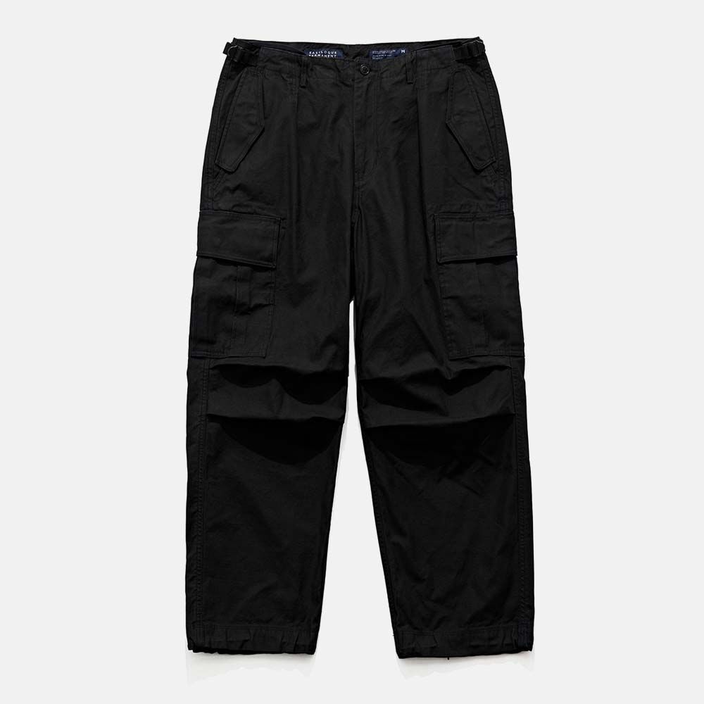 【SATIIIZ】Cope multi-pocket string nylon pants SATIIIZ】Cope multi-pocket string nylon pants (SATiiiZ