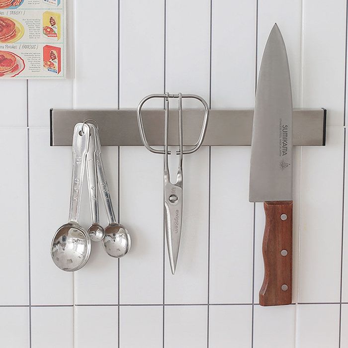 스텐 자석 칼 블럭 (주방 칼 정리대) - 감도 깊은 취향 셀렉트샵 29CM