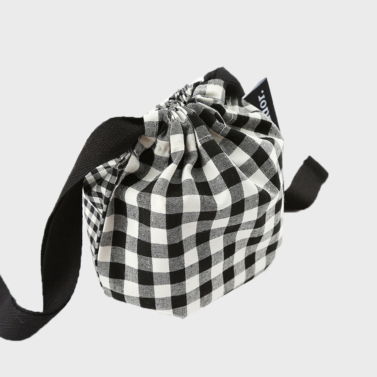 half-check-round-string-pouch-29cm