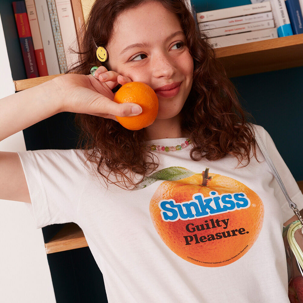 LOTSYOU★韓国★ lotsyou_ Sun Kiss Orange Tee /追跡あり lotsyou_ Sun Kiss Orange Tee - 감도 깊은 취향 셀렉트샵 29CM