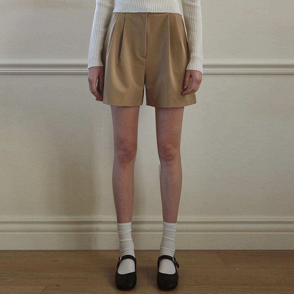 【YAN13】 CLASSIC PINTUCK SHORTS 4color ■関税込■韓国 CLASSIC PINTUCK SHORTS_4 COLOR - 감도 깊은 취향 셀렉트샵 29CM