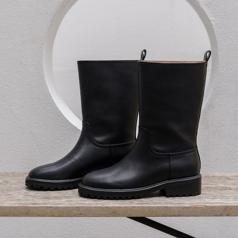 【rolarola x att.】新作 Collaboration★LEATHER MIDDLE BOOTS rolarola-ROLAROLA X ATT LEATHER MIDDLE BOOTS BLACK│삼성물산