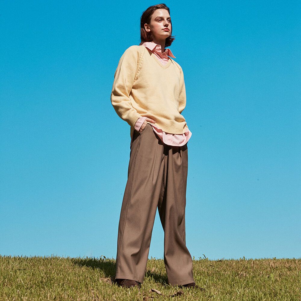 TWO TUCK WIDE PANTS_KHAKI BEIGE 감도 깊은 취향 셀렉트샵 29CM