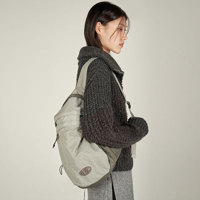 ADVENTURE BACKPACK [ GRAY ] 감도 깊은 취향 셀렉트샵 29CM