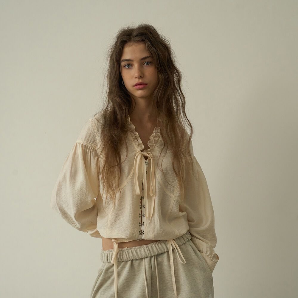 Vintage Hanging Blouse Cream 29CM vintage-hanging-blouse-cream-29cm