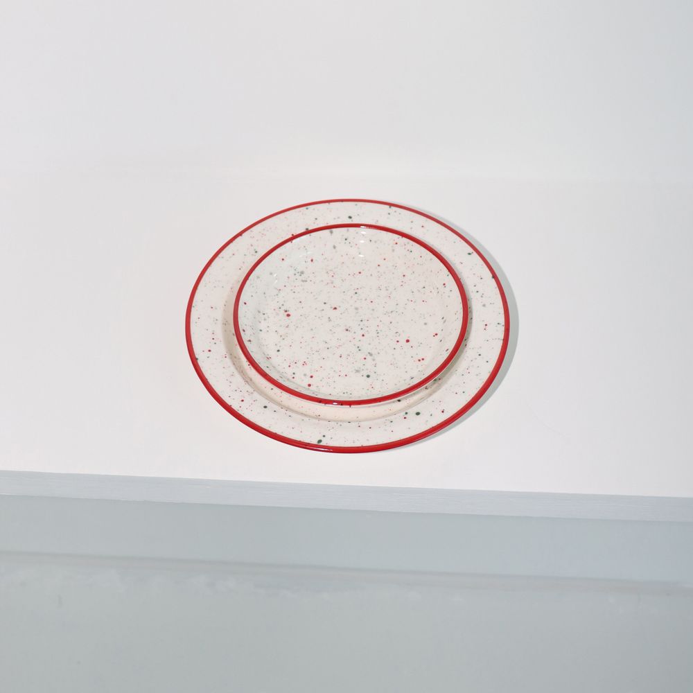red line plate