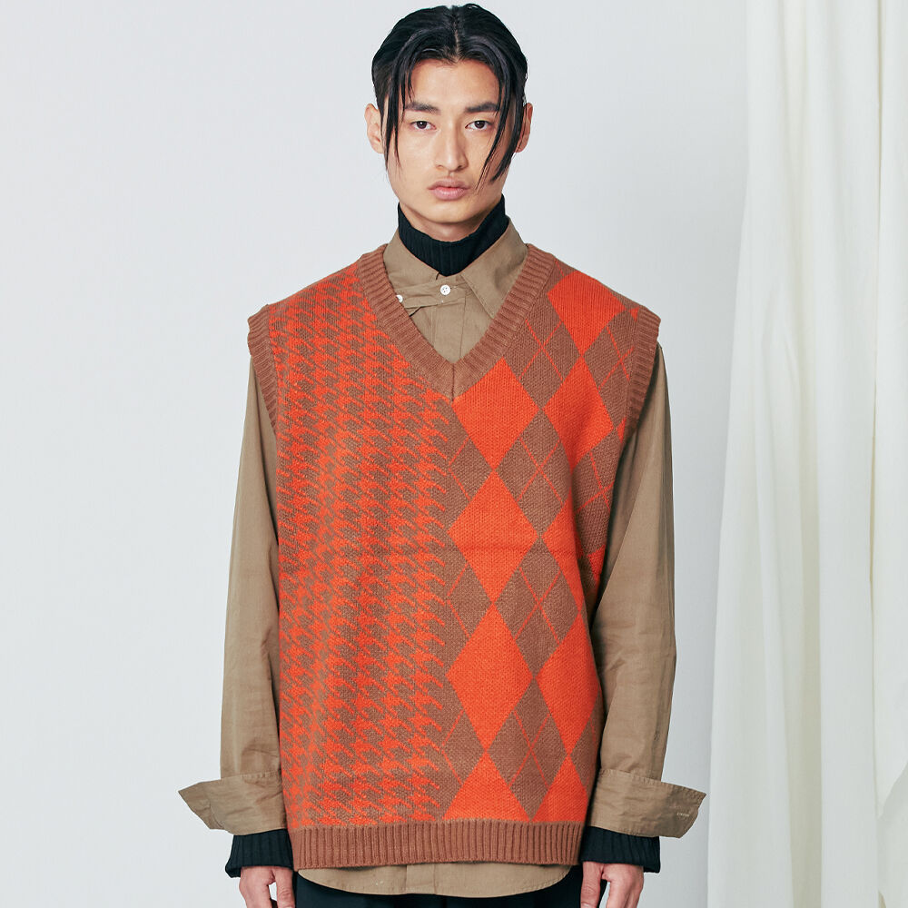 ★送料・関税込★SSY★argyle & hound check knit ves.t★ベスト Argyle & hound check knit vest orange - 감도 깊은 취향
