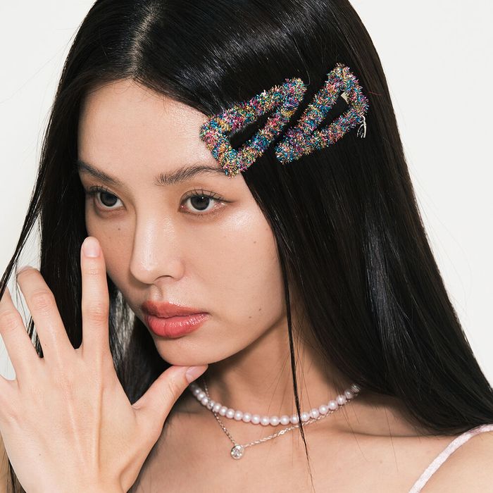 1+1 Glitter Hair Barrette 감도 깊은 취향 셀렉트샵 29CM