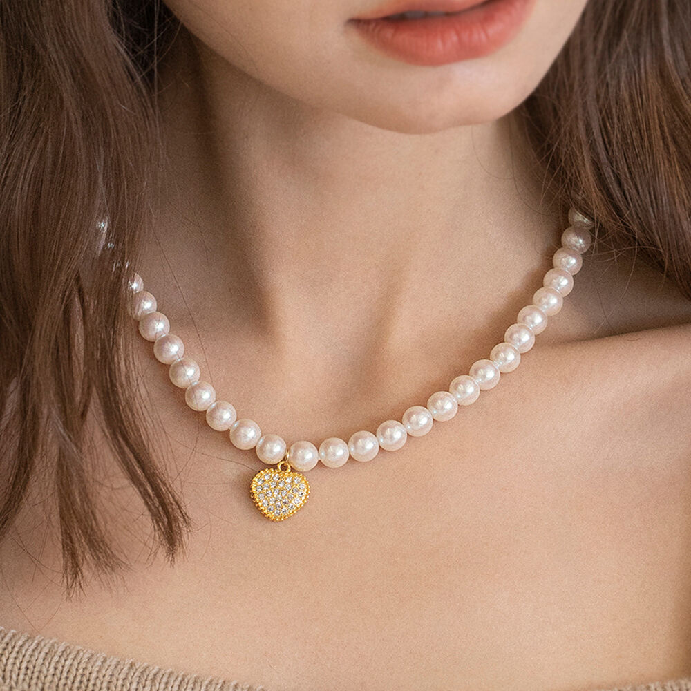 [GET ME BLING] 韓国☆Color Heart Pearl Necklace New Beads Women's Neck Chain Kpop Pearl Choker Necklace Gold