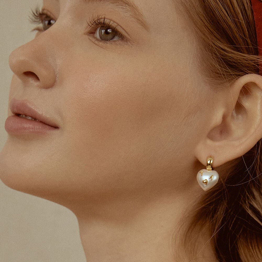 イヤリング TATIANA Lettering Pearl Heart Hoop Earring EC1948 타티아나 주얼리 - Lettering Pearl Heart Hoop Earring EC1948