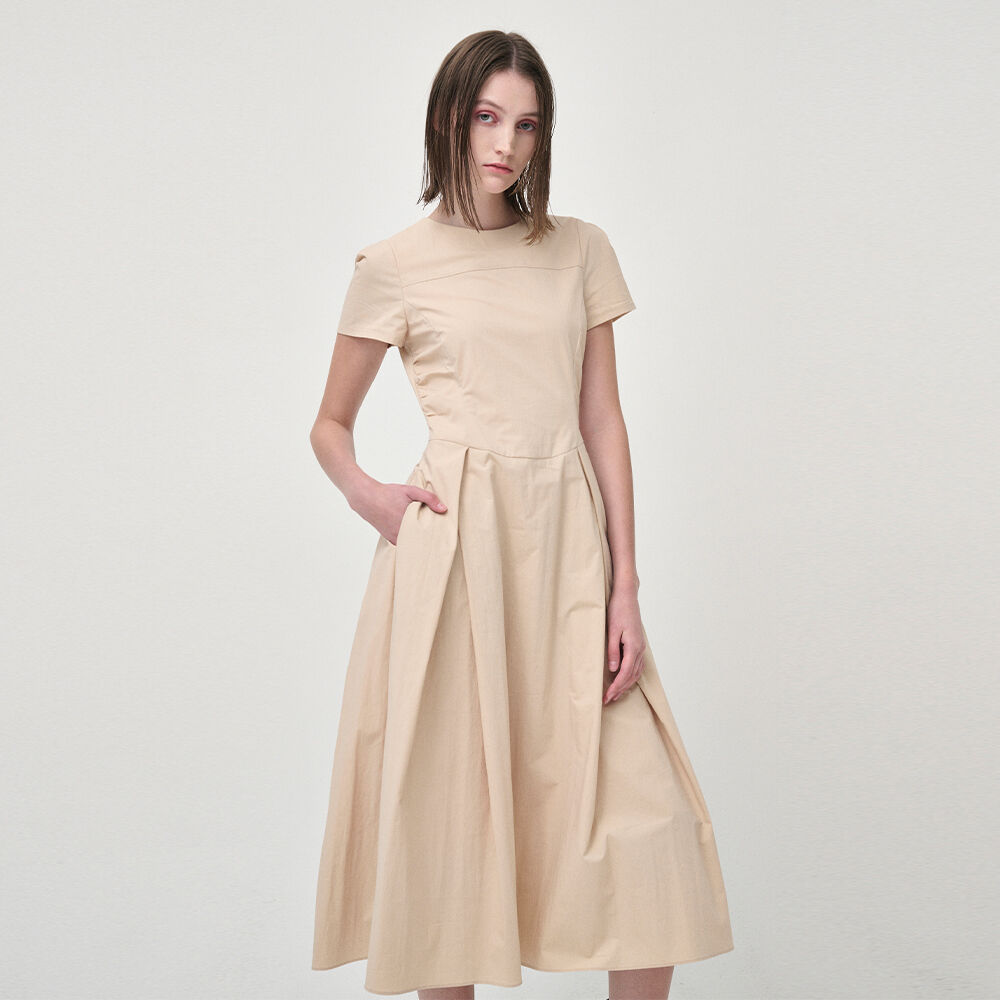 ワンピース ETMON Side Shirring Pintuck Dress, Yellow Beige Side Shirring Pintuck Dress, Yellow Beige - 감도 깊은 취향