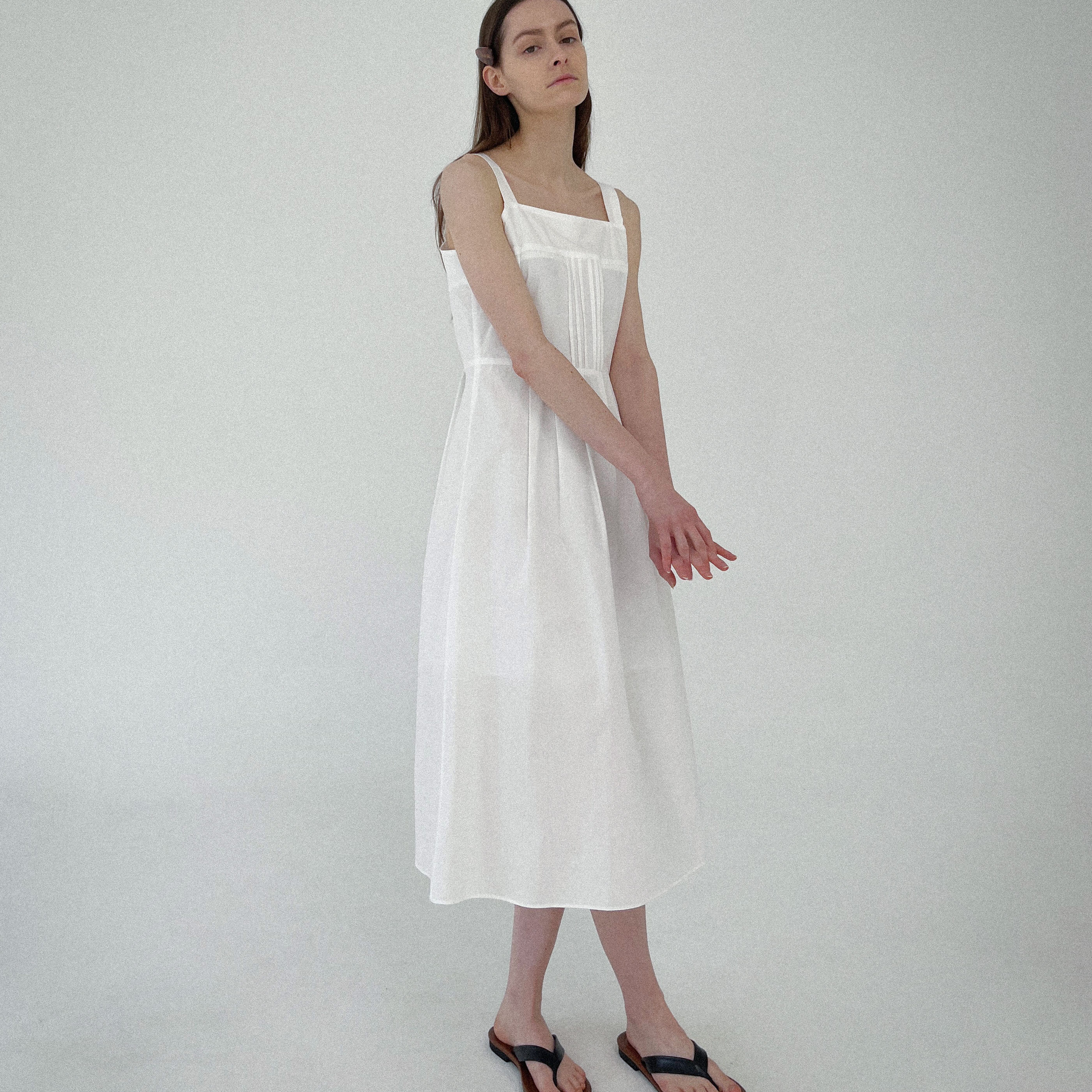 ★NOFFICIALNOFFICE★ROSE POINT LETTERING DRESS WHITE★正規品 ROSE POINT LETTERING DRESS WHITE - 감도 깊은 취향 셀렉트샵 29CM