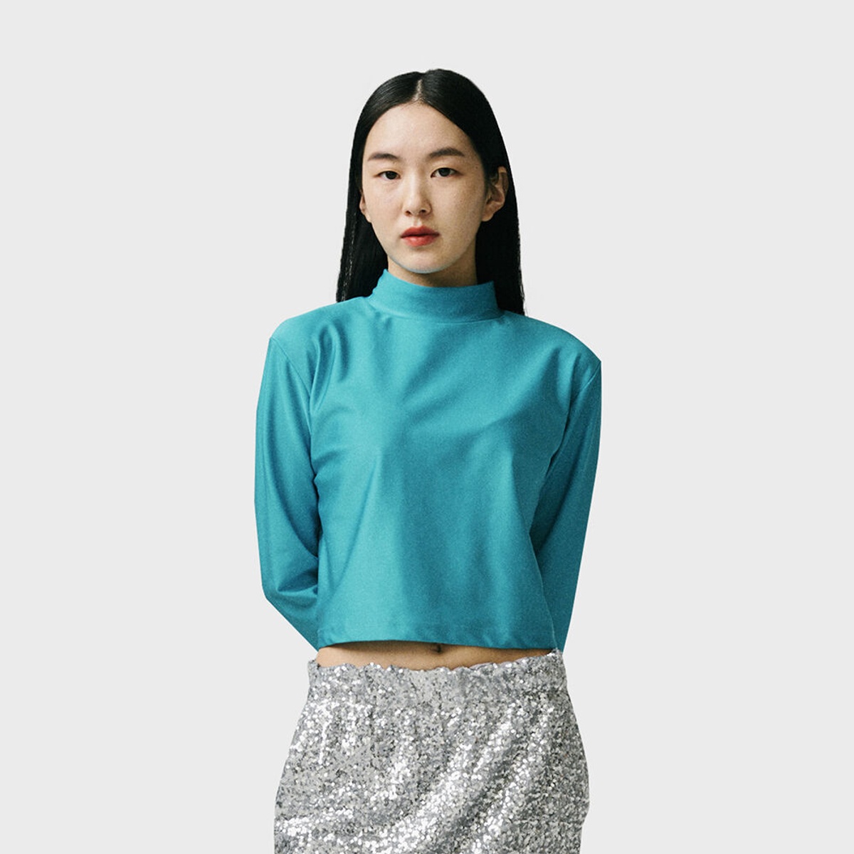 crop-mock-neck-t-shirt-mint-29cm