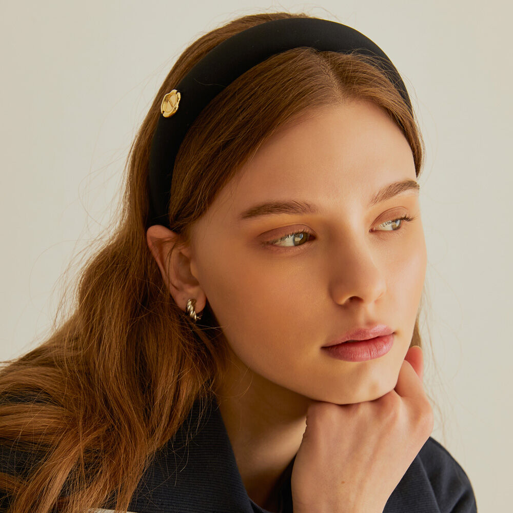 Eileen Velvet Heart Hair band HB2221 - 감도 깊은 취향 셀렉트