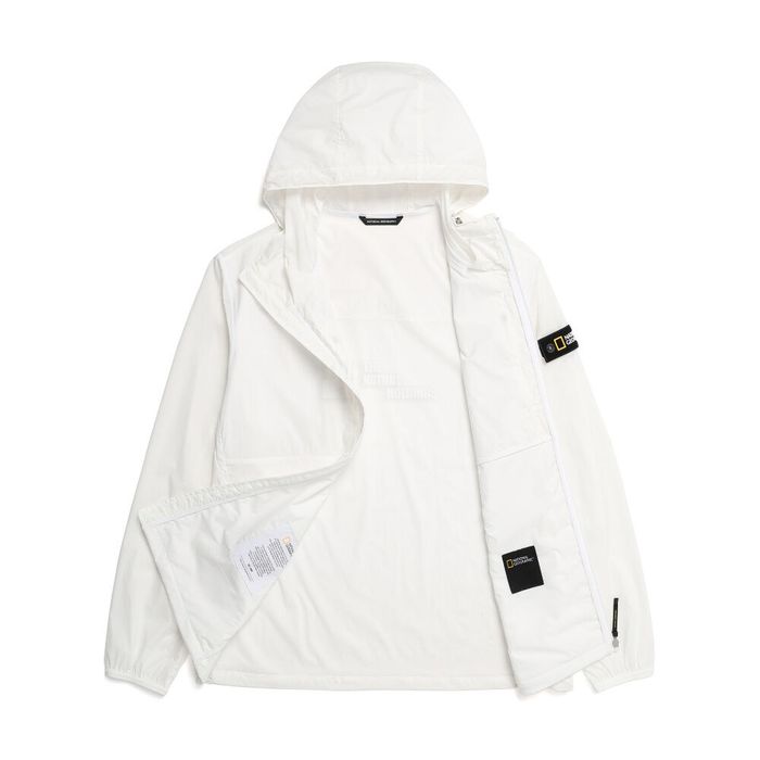 내셔널지오그래픽 N232UJP910 월리스 경량 스트레치 바람막이 점퍼 WHITE - 감도 깊은 취향 셀렉트샵 29CM 내셔널지오그래픽 N232Ujp910 월리스 경량 스트레치 바람막이 점퍼 White - 감도 깊은 취향 셀렉트샵 29Cm