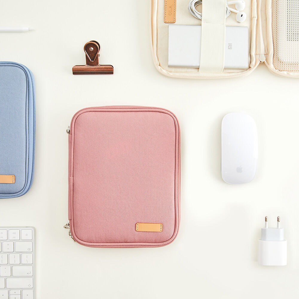 OLA] Mellow Check iPAD Pouch 11/13inch - 감도 깊은 취향