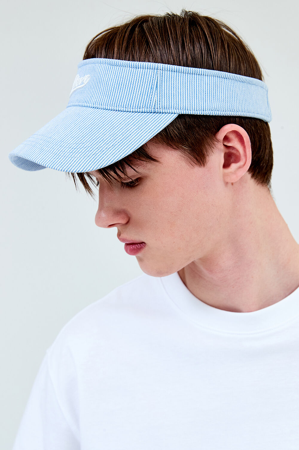 [Clove]★24SS★韓国大人気 ★Solid Sun Visor 23SS clove] Iconic Sun Visor (3color) - 감도 깊은 취향