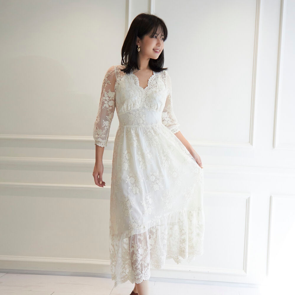 New bloom lace dress (Ivory) - 감도 깊은 취향 셀렉트샵 29CM