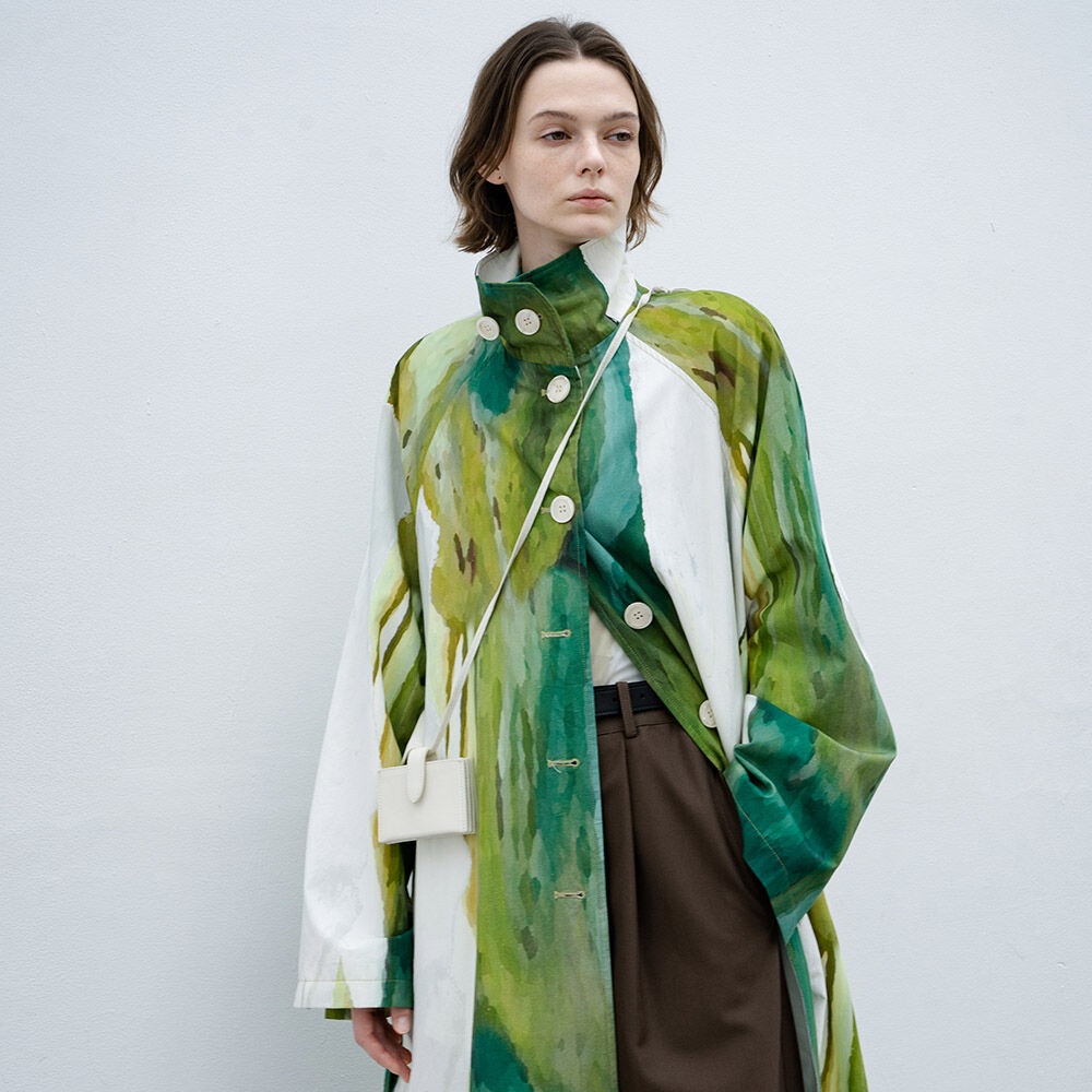 EK_Artistic green printing coat - 감도 깊은 취향 셀렉트샵 29CM