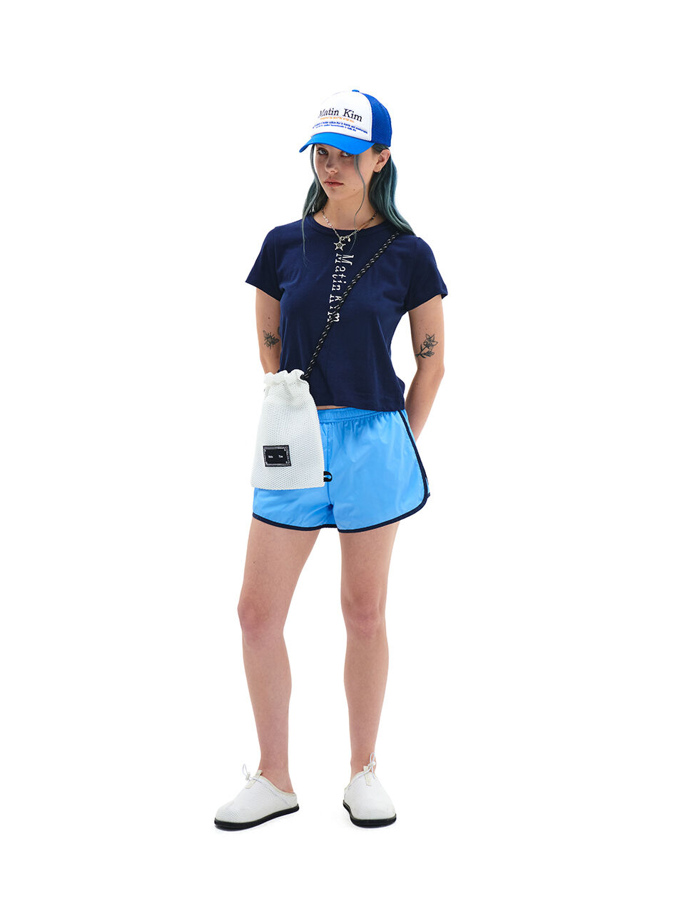 MATIN NYLON DOLPHIN SHORTS IN LIGHT BLUE - 감도 깊은 취향