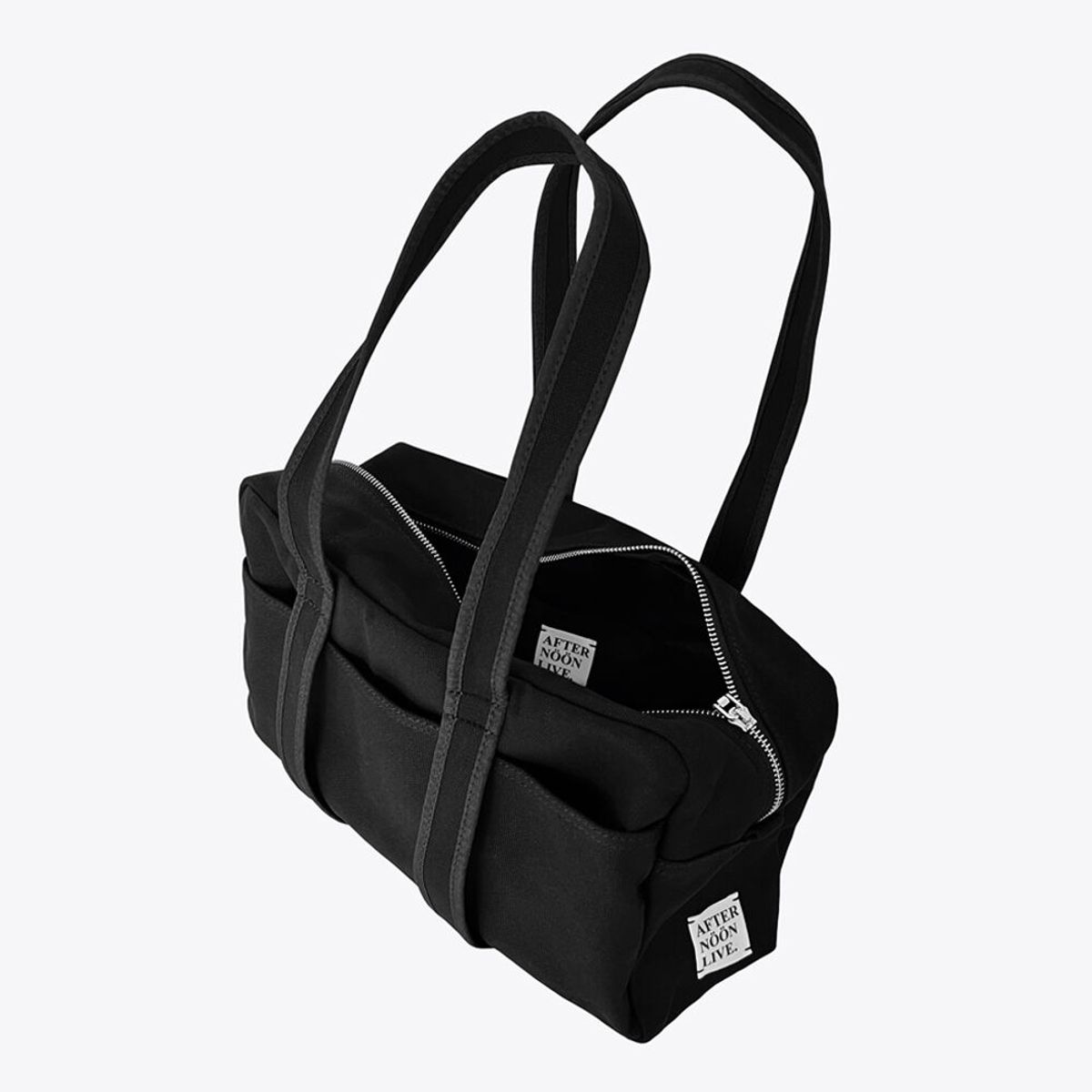 weekender-duffle-bag-in-black-29cm