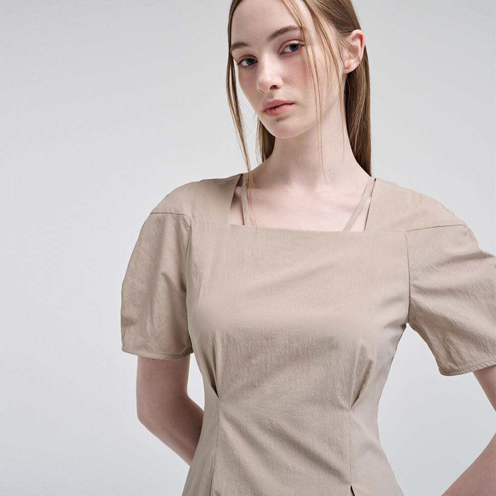 ワンピース ETMON Square Strap Pintuck Dress, Beige Etmon-Square Strap Pintuck Dress, Beige│삼성물산 온라인몰