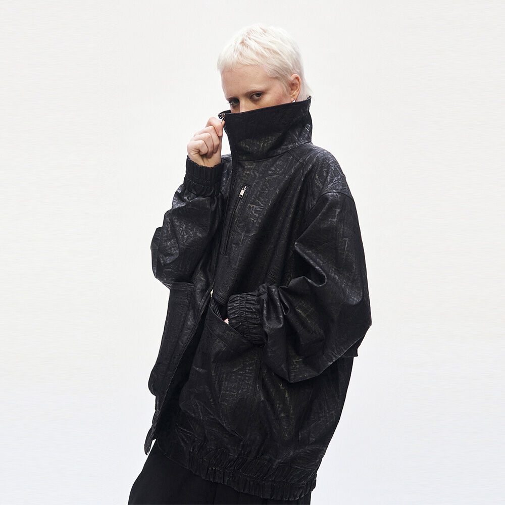 韓国商品/TREMINGBIRD High Neck Crack Leather Blouson 韓国商品/TREMINGBIRD High Neck Crack Leather Blouson