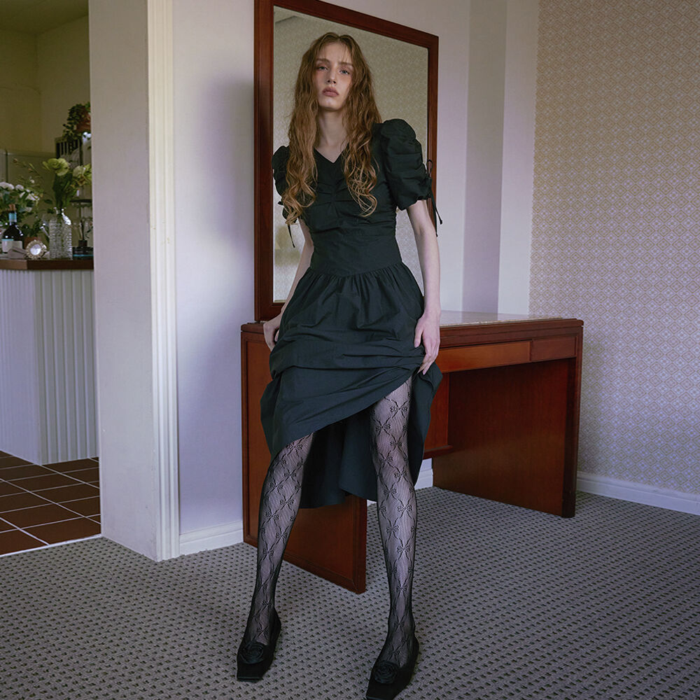 Front Tuck Shirring Dress, Light Beige - 감도 깊은 취향