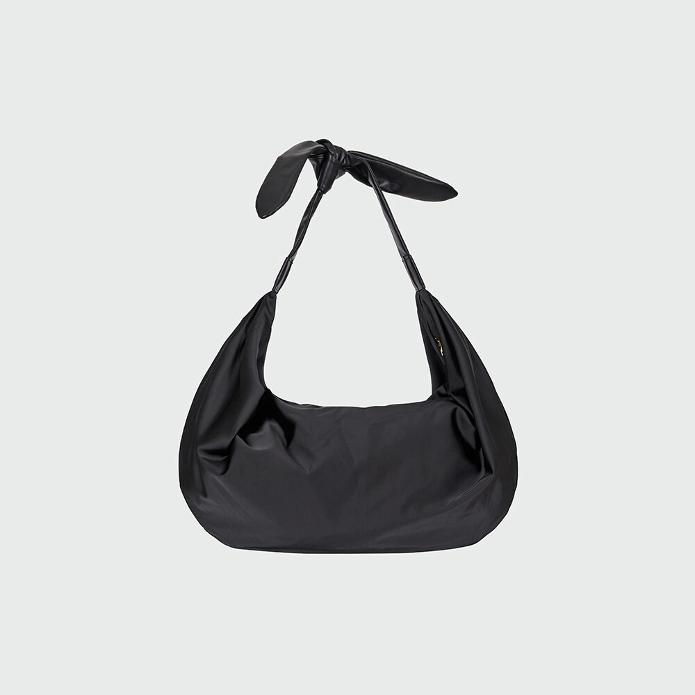 韓国商品 / TREEMINGBIRD Puffy Ribbon Hobo Bag Puffy Ribbon Hobo Bag [ Black ] - TREEMINGBIRD