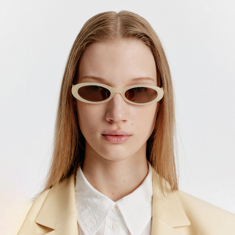 [EENK] / ☆ YVES Classic Sunglasses / Cream YVES Classic Sunglasses - Cream : EENK SHOP