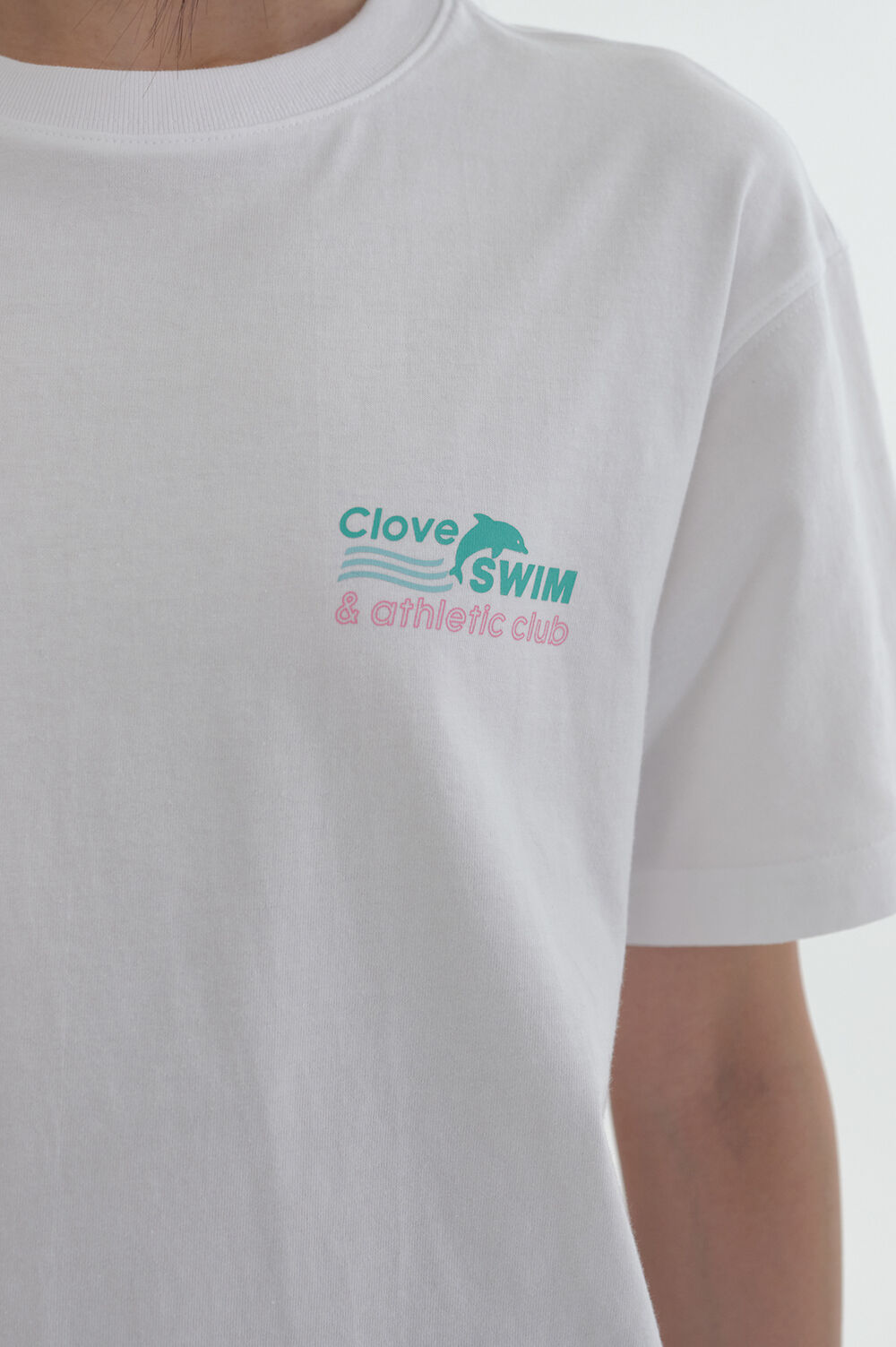 [Clove]★24SS★韓国大人気 ★Swim Graphic T-Shirt 24SS Clove] Swim Graphic T-Shirt (Cream) - 감도 깊은 취향