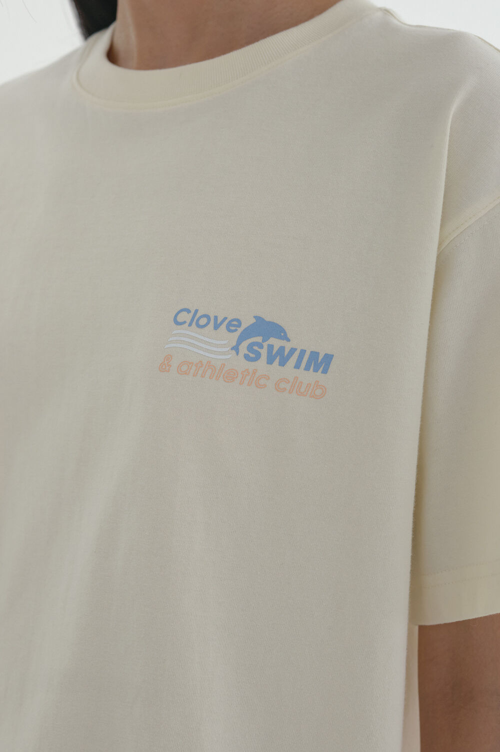 [Clove]★24SS★韓国大人気 ★Swim Club T-Shirt Clove]☆24SS☆韓国大人気 ☆Swim Club T-Shirt