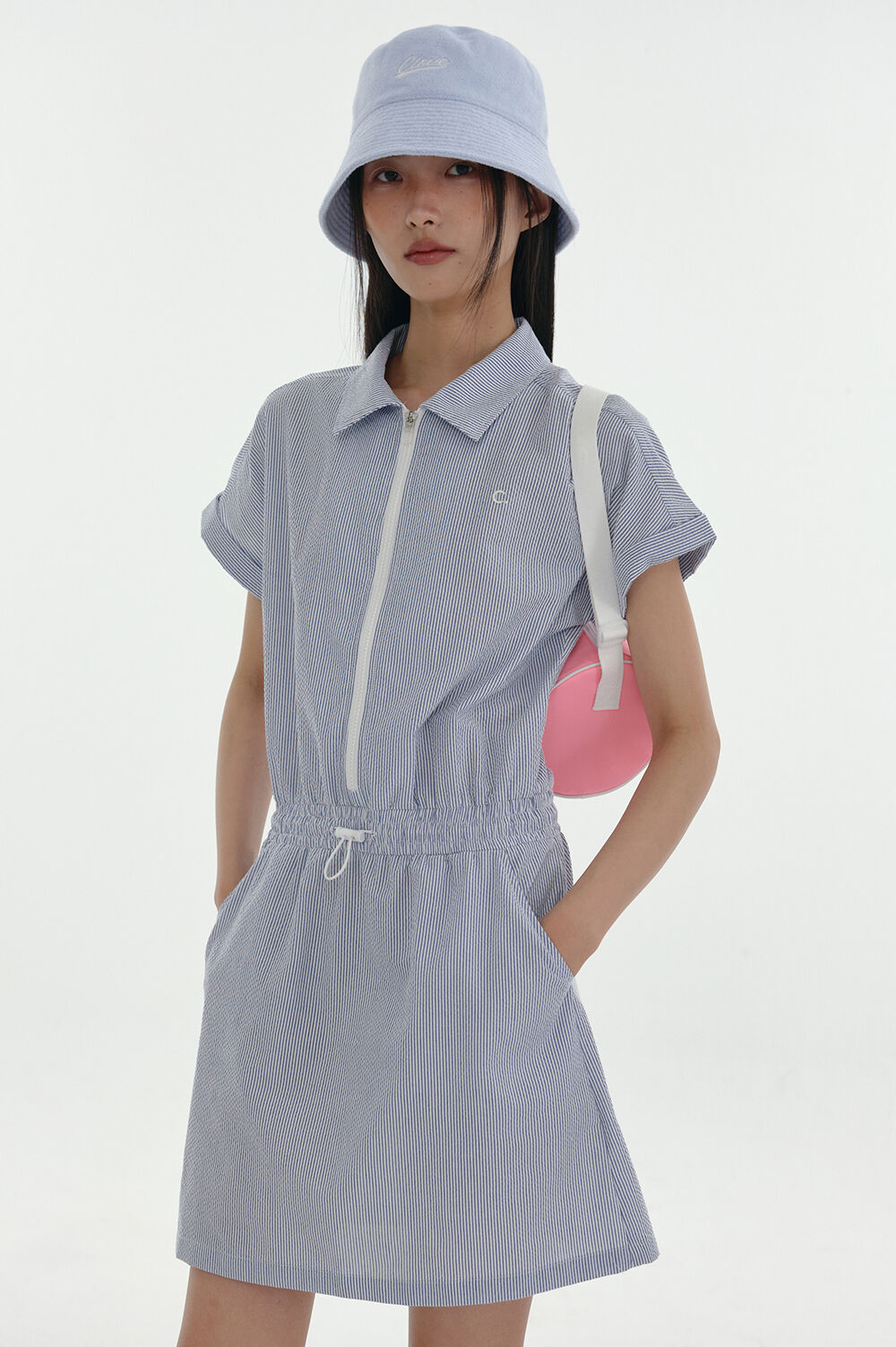 [Clove]★24SS★韓国大人気 ★Seersucker Polo Dress 24SS clove] Seersucker Polo Dress (Blue) - 감도 깊은 취향