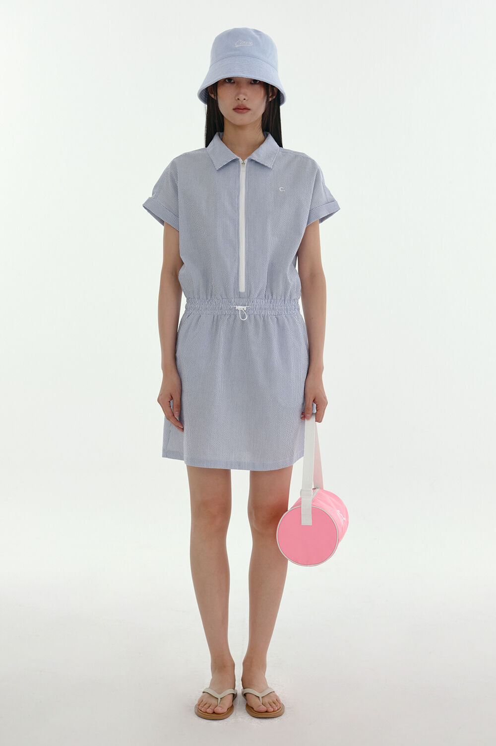 [Clove]★24SS★韓国大人気 ★Seersucker Polo Dress 24SS clove] Seersucker Polo Dress (Blue) - 감도 깊은 취향