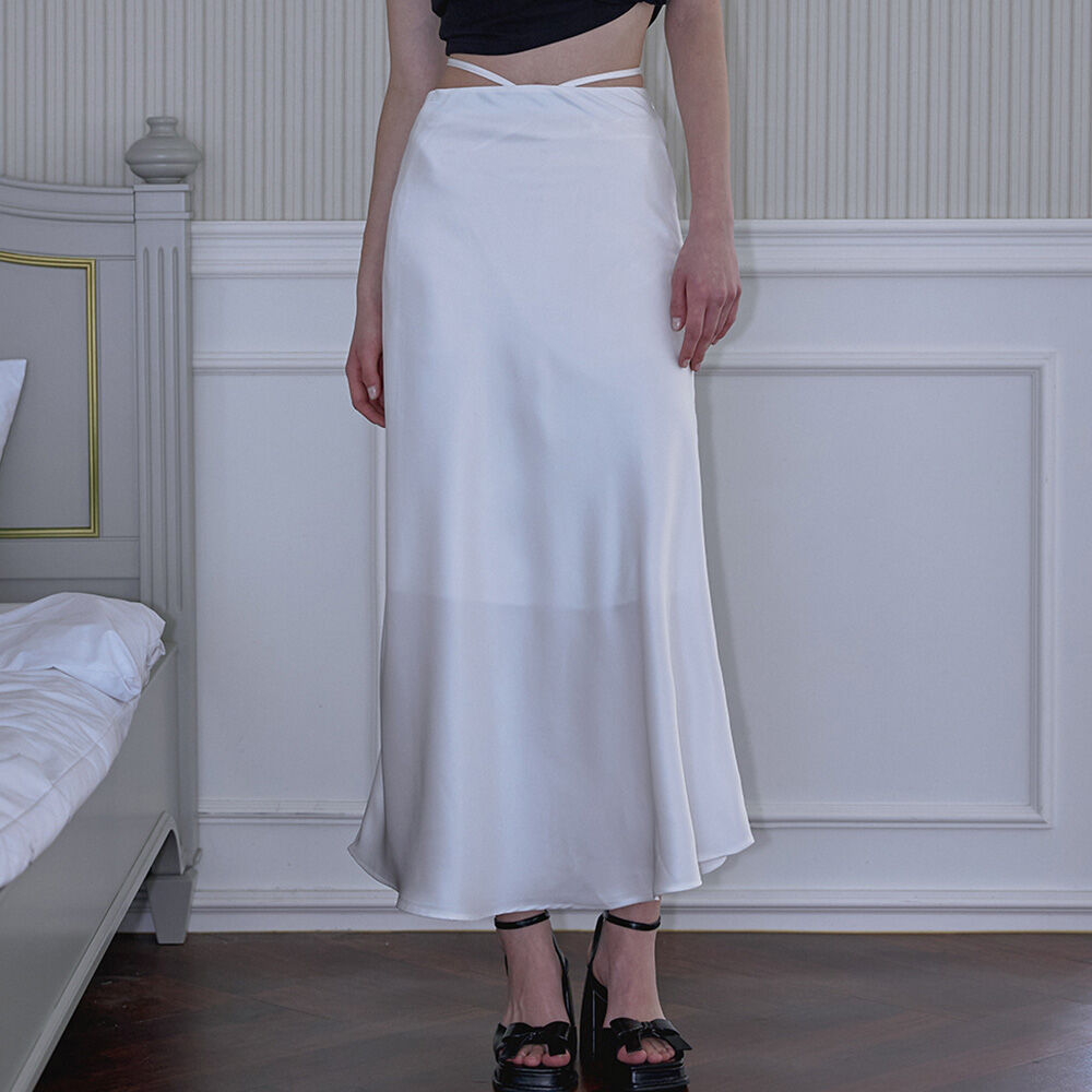 【ROSEFRANTZ】SIDE STRAP SATIN LONG SKIRT Side Strap Satin Long Skirt [White] - 감도 깊은 취향 셀렉트