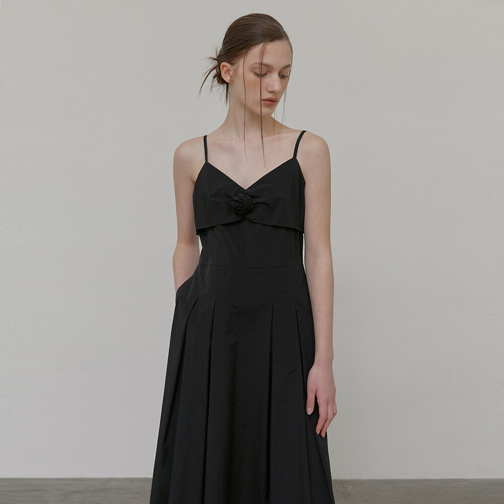ワンピース ETMON Slip Line Button Detail Dress, Black Slip Line Button Detail Dress, Black - 감도 깊은 취향 셀렉트