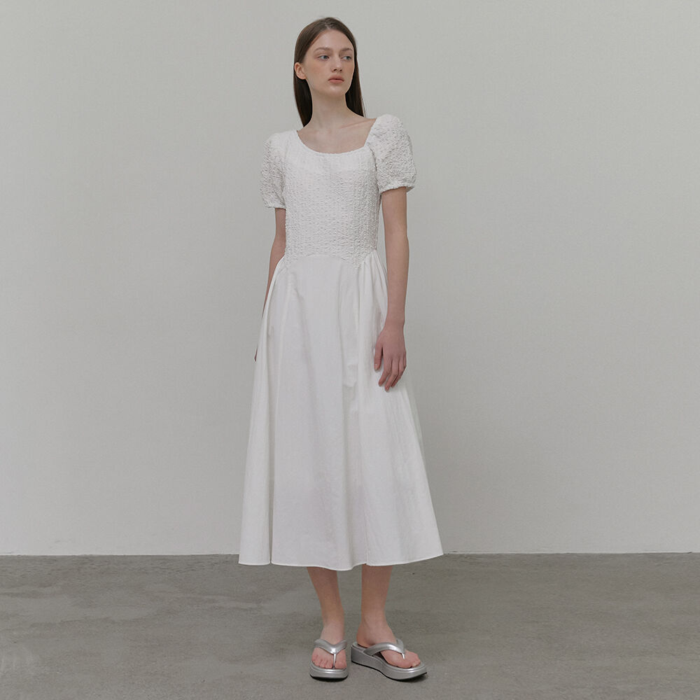Texture Shirring Dress, White - 감도 깊은 취향 셀렉트샵 29CM