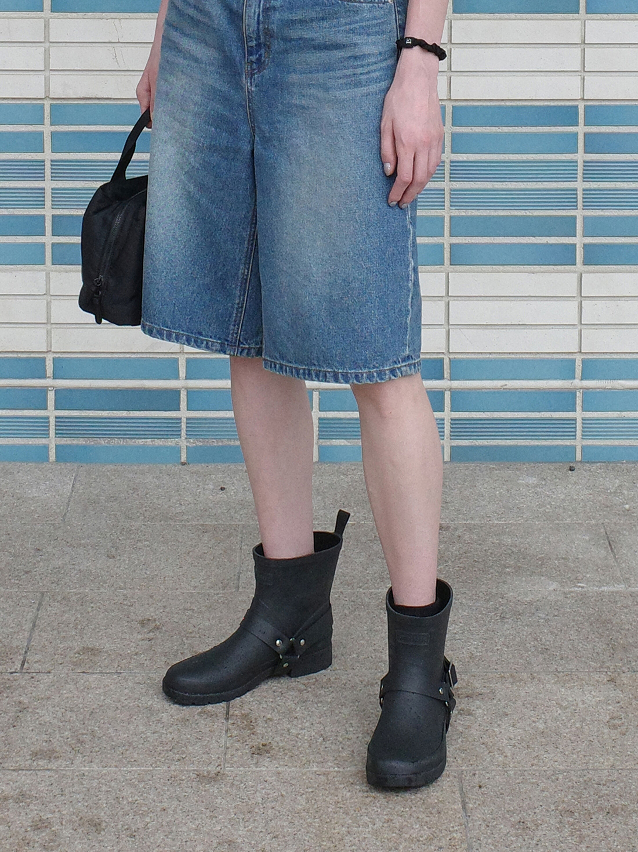 Lc CHAIN RAIN SHORT BOOTS_BLACK_LC242_SO02BK - 감도 깊은