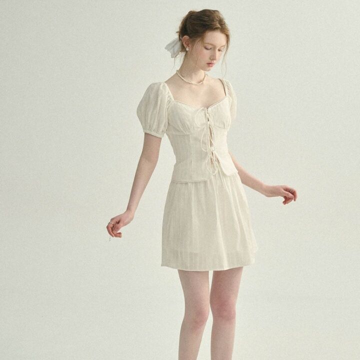 ★ Margarin Fingers★ LACE PIN TUCK SKIRT (WHITE) LACE PIN TUCK SKIRT (WHITE) - 감도 깊은 취향 셀렉트샵 29CM
