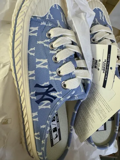 MLB PLAYBALL MULE MONOGRAM NY (L.Blue) 韓国 MLB] 플레이볼 뮬 모노그램 (PLAYBALL MULE MONOGRAM) NY (L