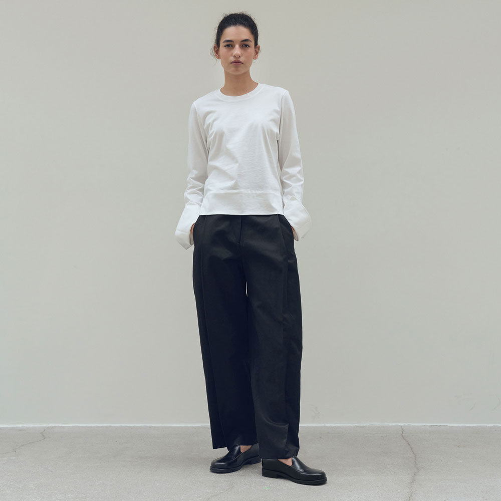 [MONOHA] / ☆ 25SS Cotton denim curve pants / dark navy Cotton denim curve pants (dark navy) : MONOHA