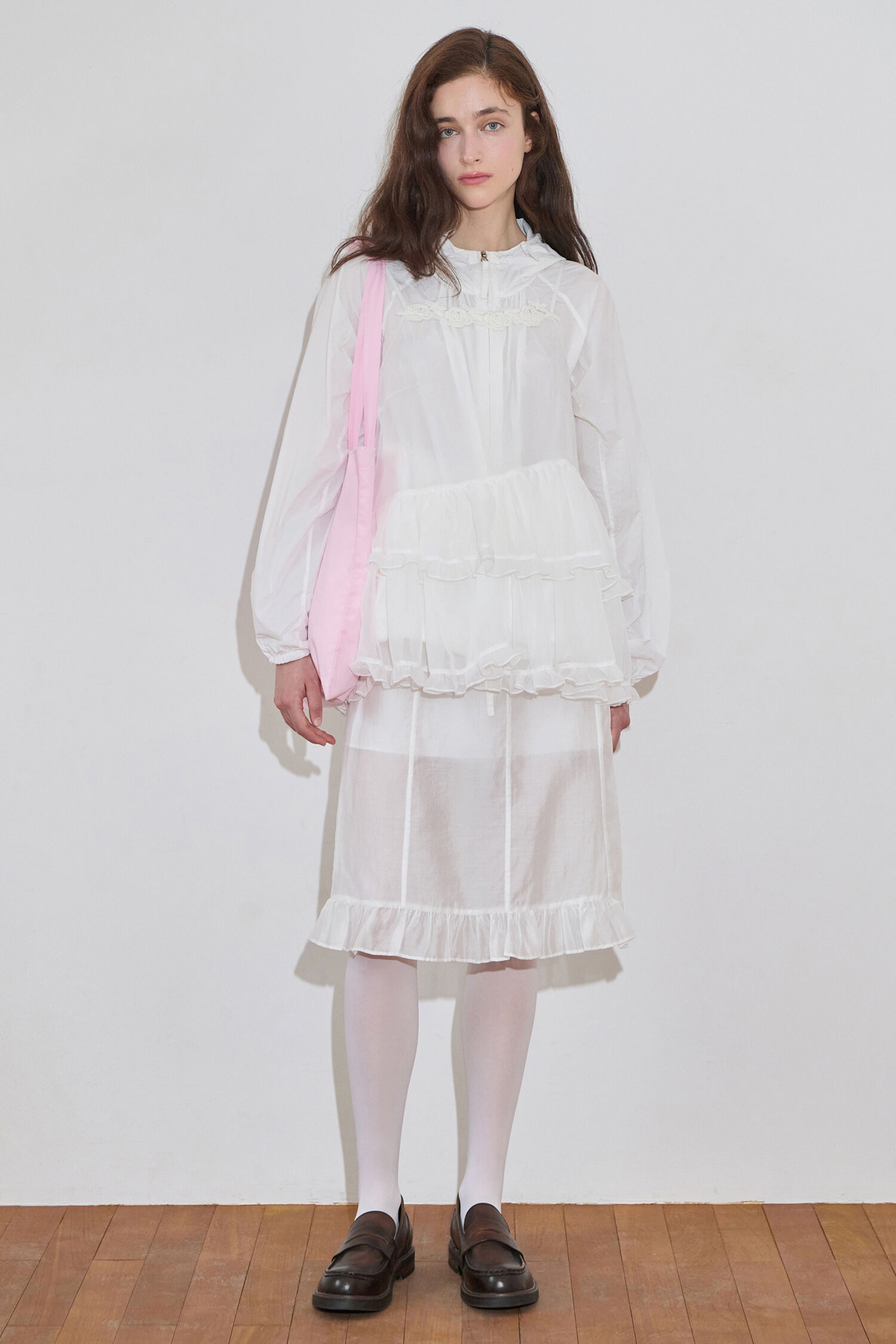 魅力的な価格 감도 - (White) Dress Sheer Lace Rose 깊은 29CM 셀렉트샵 취향 ワンピース