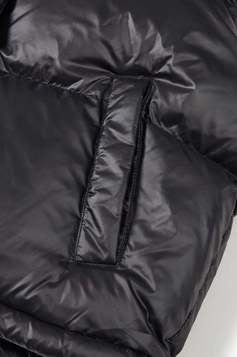 [Clove]★24FW★韓国人気★Hood Down Vest 24FW clove] Hood Down Vest (Black) - 감도 깊은 취향 셀렉트샵