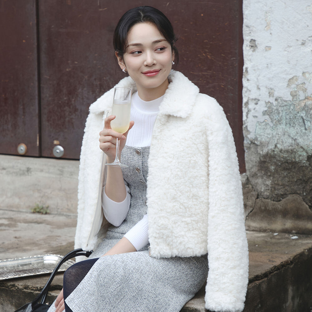 NOT YOUR ROSE ♥ Bebe sailor fur jacket/追跡付 NOT YOUR ROSE ♥ Bebe sailor fur jacket/追跡付