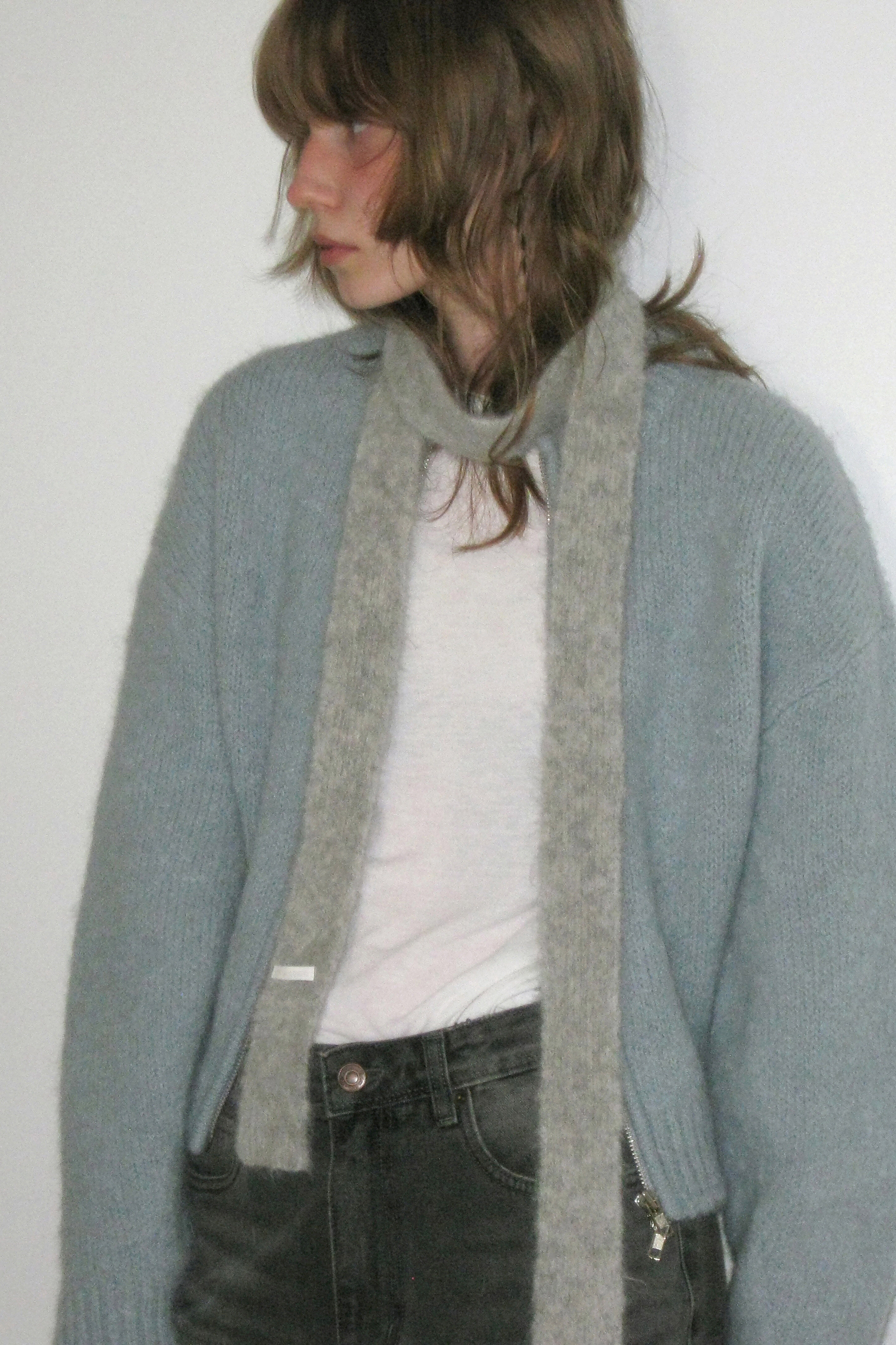 [LOW CLASSIC] / ☆ 24FW SOFT ALPACA SLIM MUFFLER /LIGHT GREY LOW CLASSIC] / ☆ 24FW SOFT ALPACA SLIM MUFFLER /LIGHT GREY
